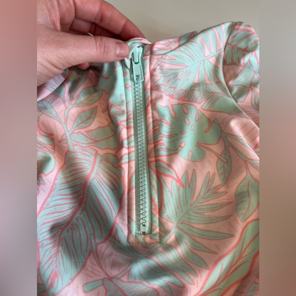 Cat & Jack Girls 2T Swimsuit - Picture 7 of 8